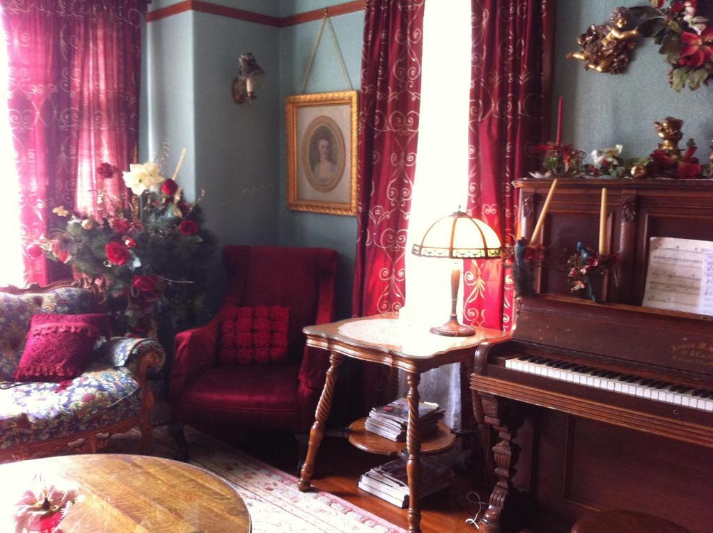 Trutch Manor Bed & Breakfast Victoria Luaran gambar