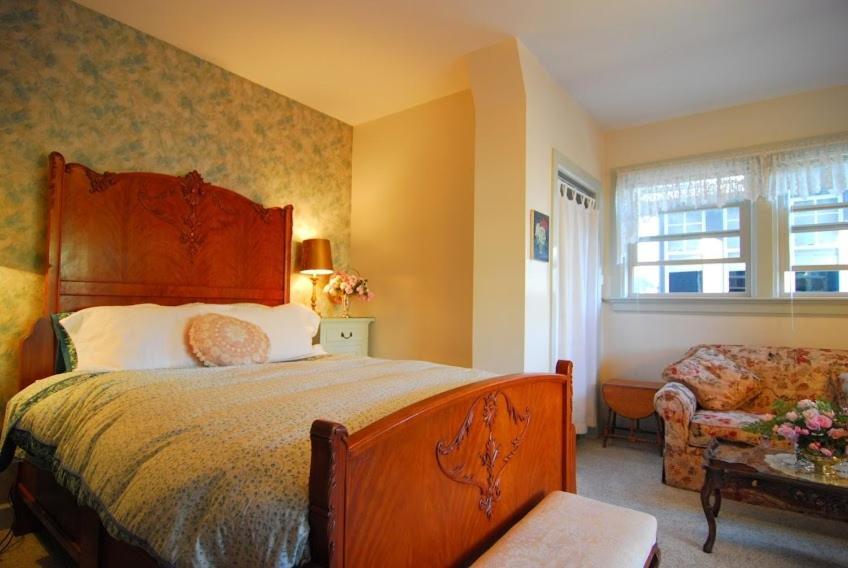 Trutch Manor Bed & Breakfast Victoria Luaran gambar