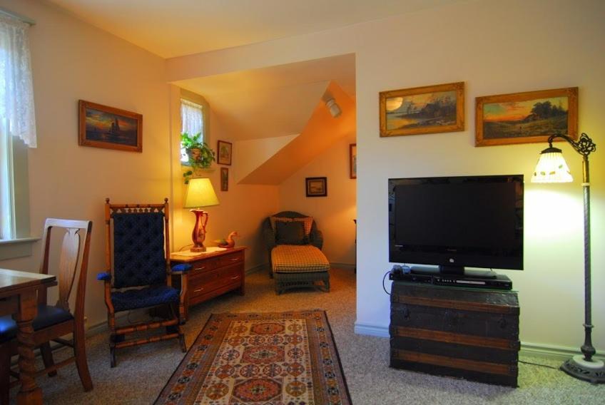 Trutch Manor Bed & Breakfast Victoria Bilik gambar