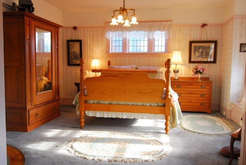 Trutch Manor Bed & Breakfast Victoria Luaran gambar