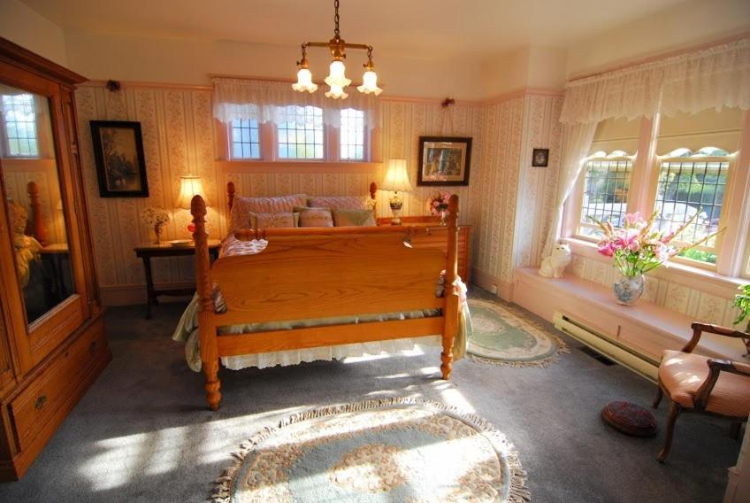 Trutch Manor Bed & Breakfast Victoria Bilik gambar