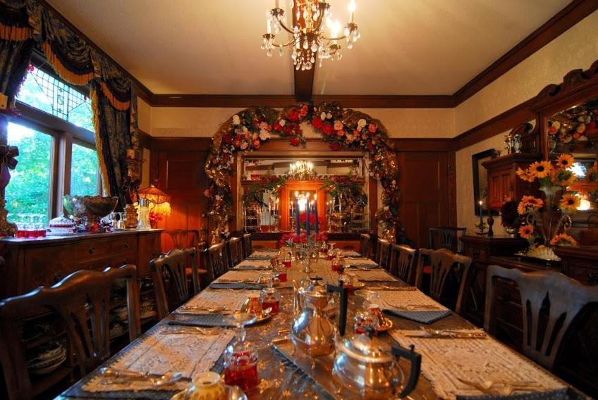 Trutch Manor Bed & Breakfast Victoria Luaran gambar